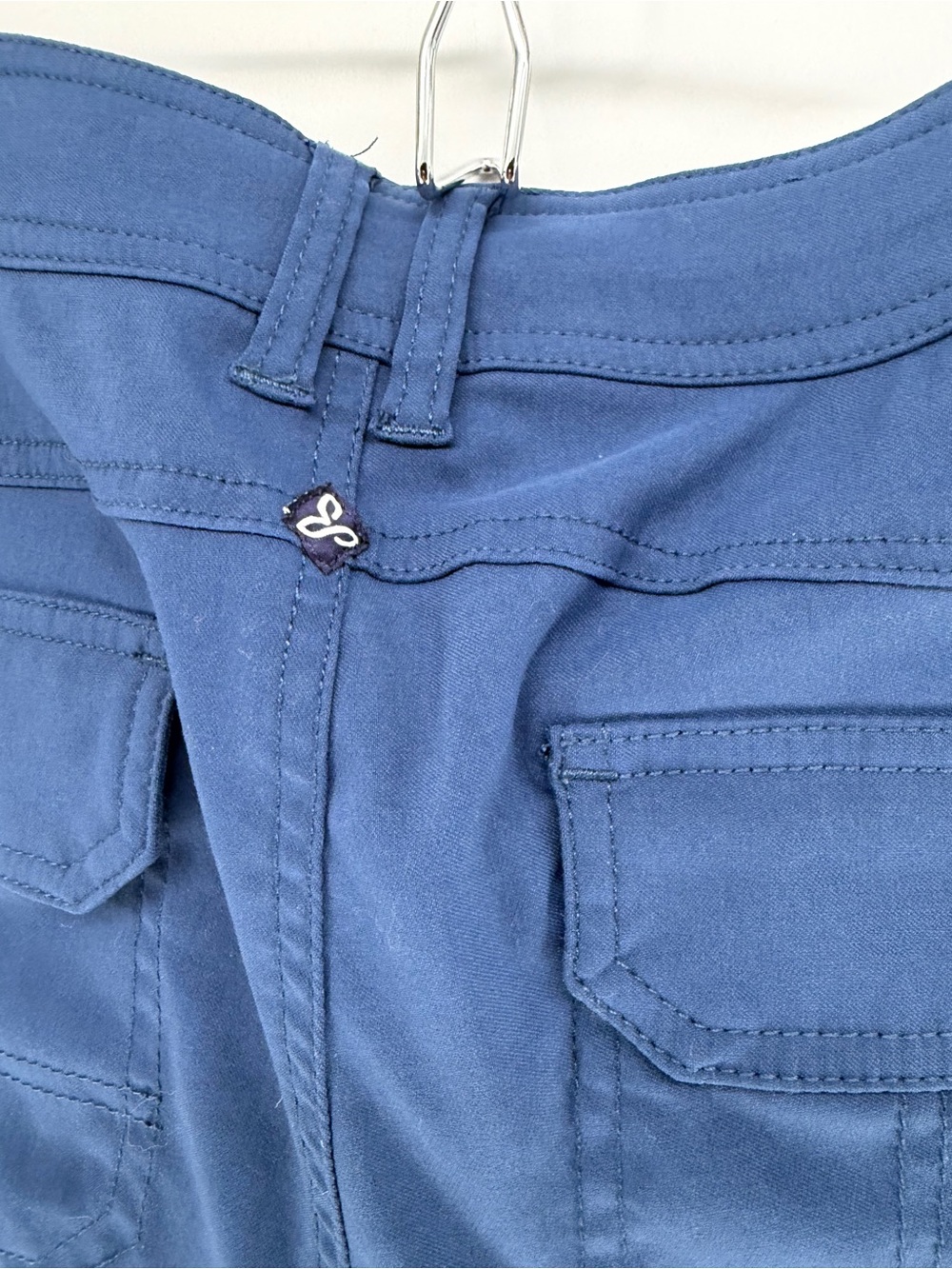 Prana Halle Hiking Pants Blue Straight Leg Roll Up Stretch Zion Size 10 Short - Picture 5 of 6